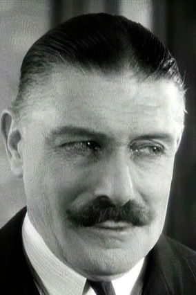 Fernand Mailly as Sébastien Jouve