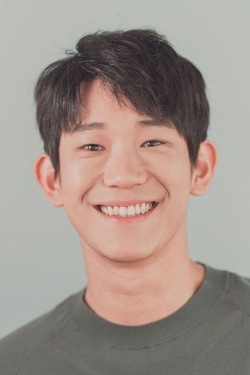 Kim Beom-soo as Beom-soo