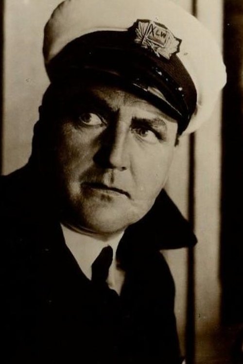 Georg August Koch as Hildebrand