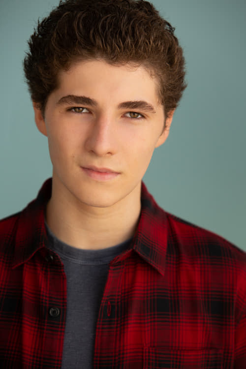 Julian Feder as Edwin