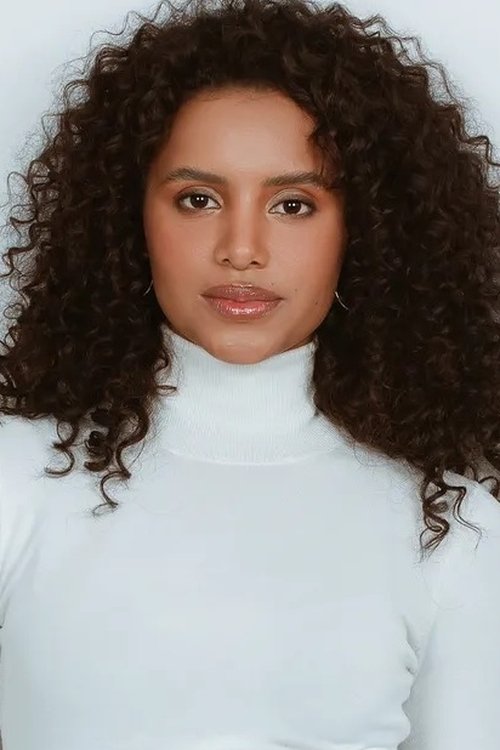 Gleici Damasceno as Laura