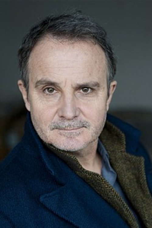 Paul Minthe as Alain