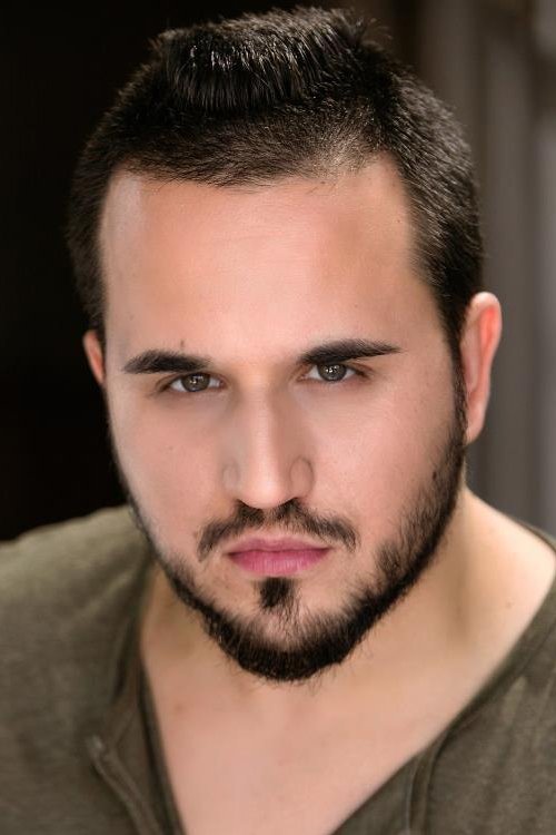 Pavel Kozlov as Boy on Beach 3