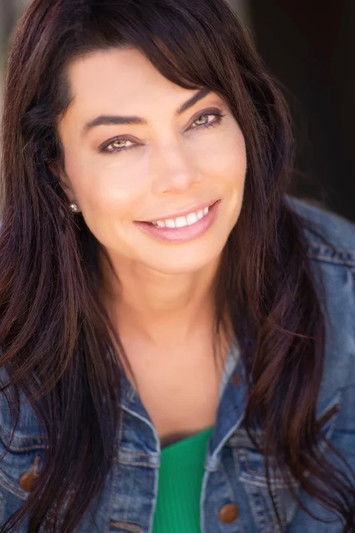 Milena Saboya as Velvet