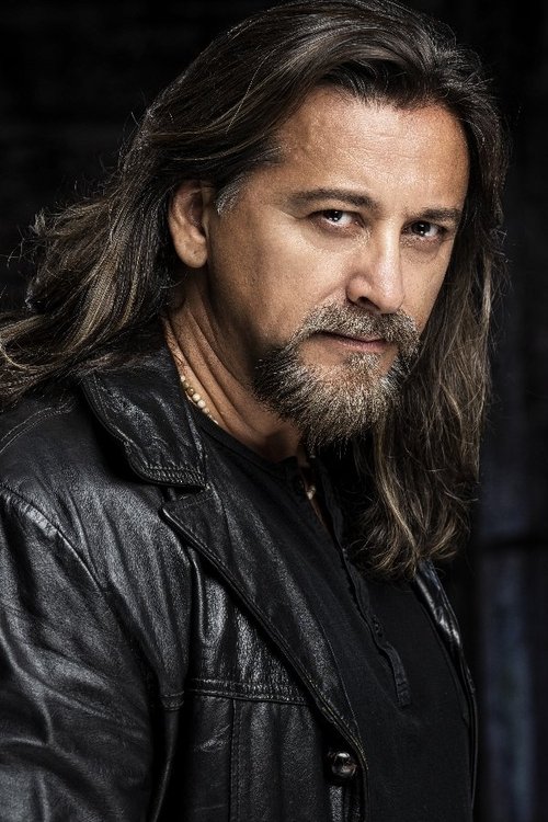 Walter Alza as Sasha