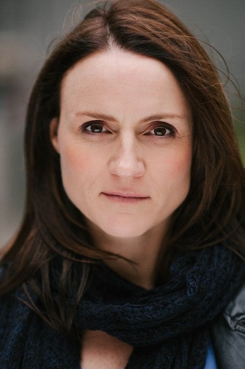 Pauline Grace as Kate