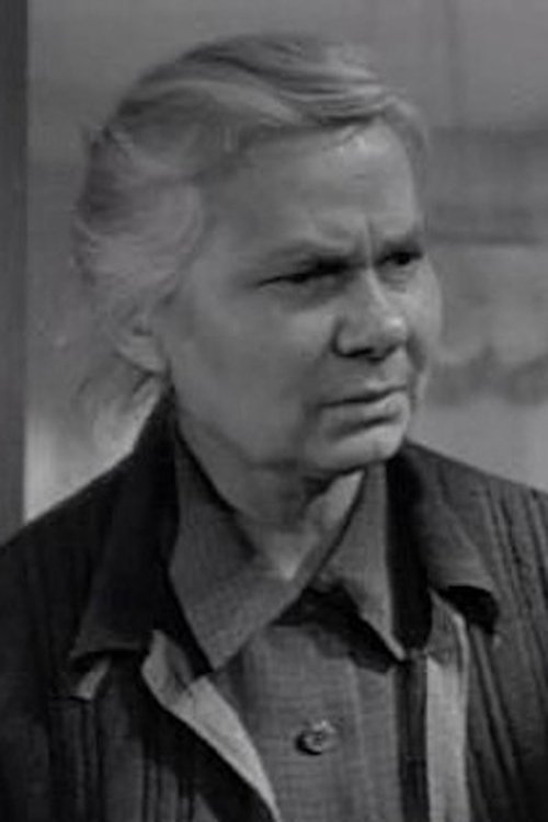 Antonina Bogdanova as Maty