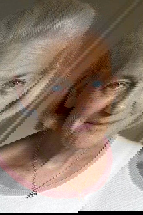 Élisabeth Badinter as Self (archive footage)