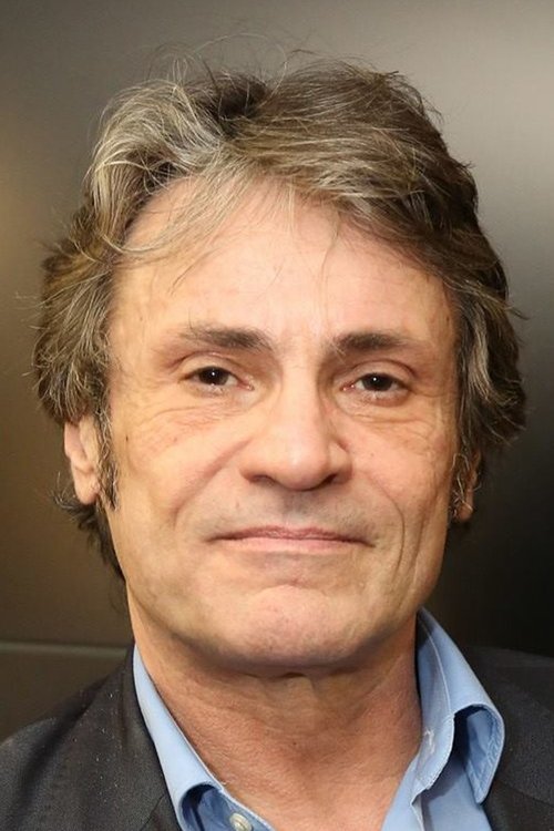 Walid El-Alayli as Akram