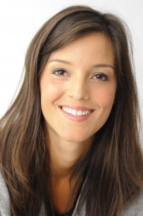 Amandine Hinnekens as Alessandra