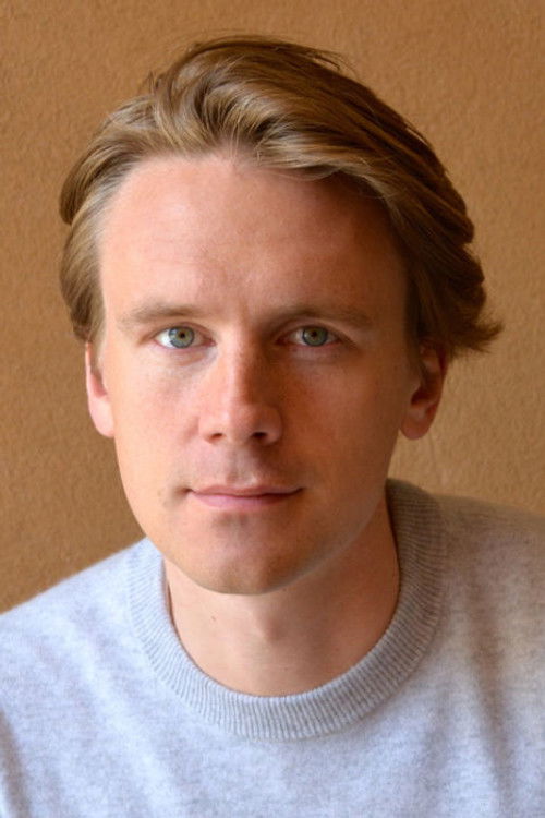 Gustaf Geijer as Simon