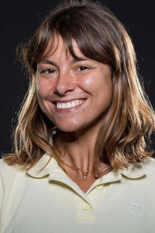 Nora Vasconcellos as 