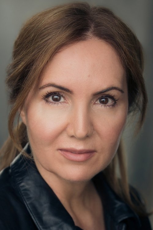 Amanda-Jade Tyler as Tina