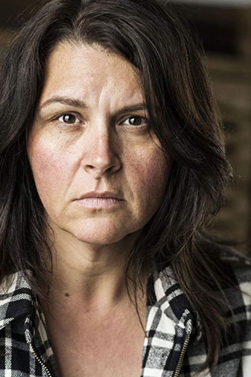 Stephanie Lesh-Farrell as Doctor