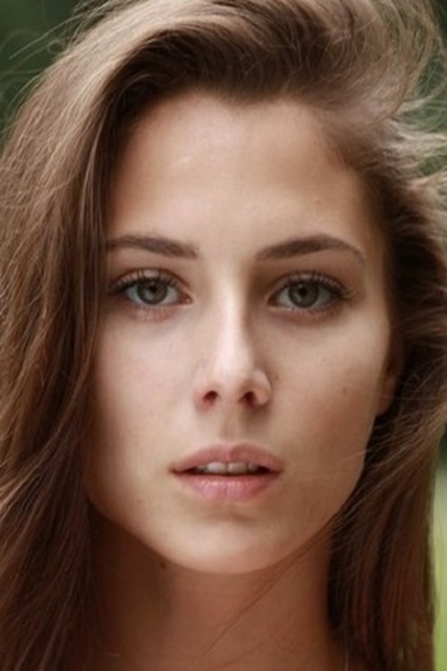 Lyubov Sokolinskaya as Irina Tsifronovec