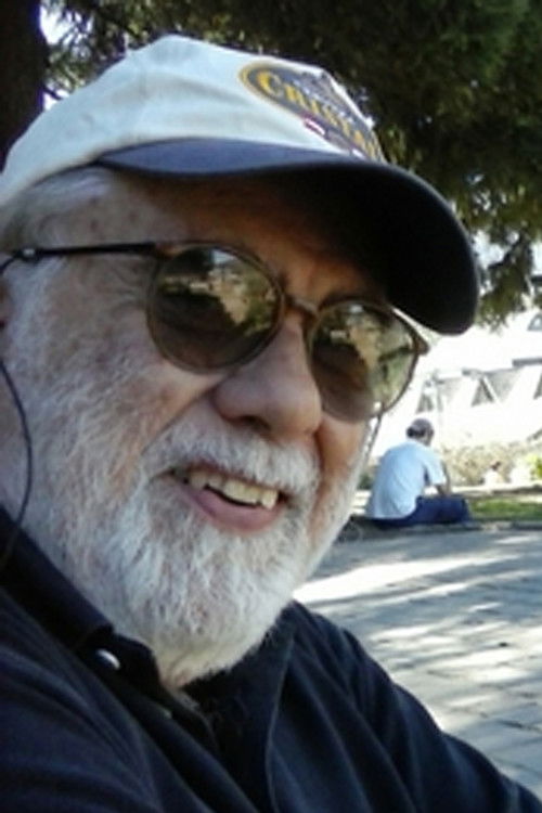 Eduardo Chappa as Tramp / Monster