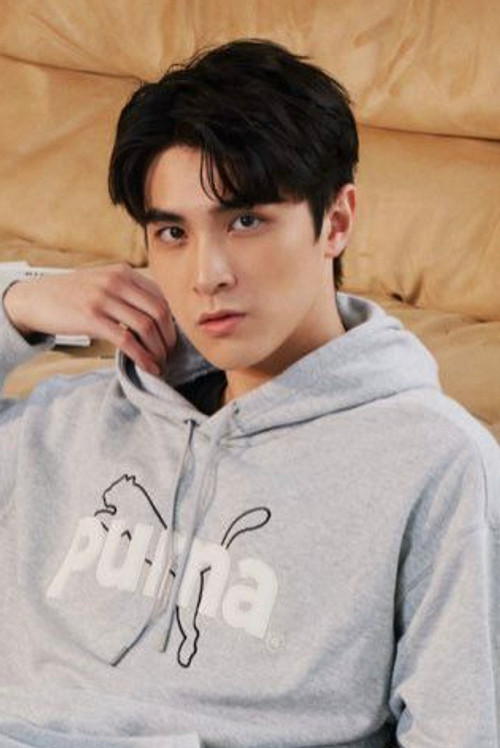 Lin Yu as Yang Zixiang / Sean