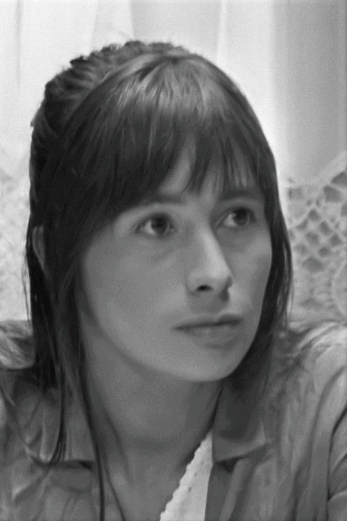 Josine van Dalsum as Elly Takma