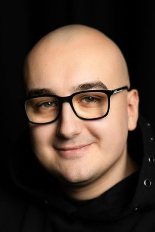 Alan Kowalczewski as Julek