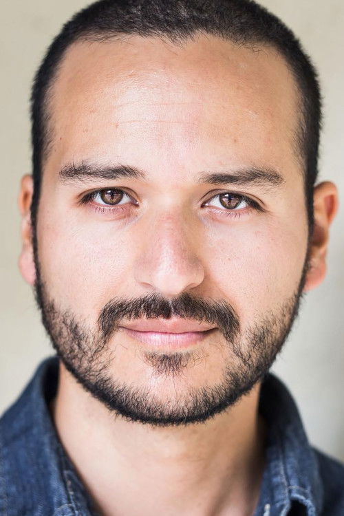 Juan Blasquez as Lawrence