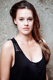 Beatrice Rubica as Ugne