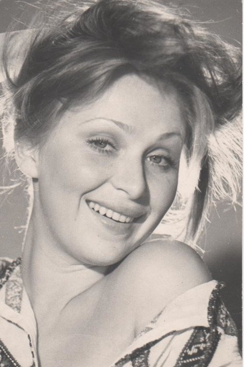 Irina Reznikova as Tamara