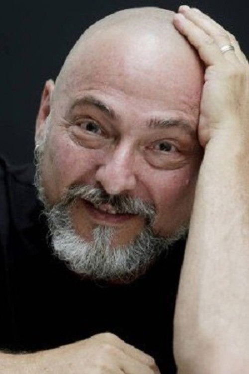 Ricardo Kosovski as Alfredo