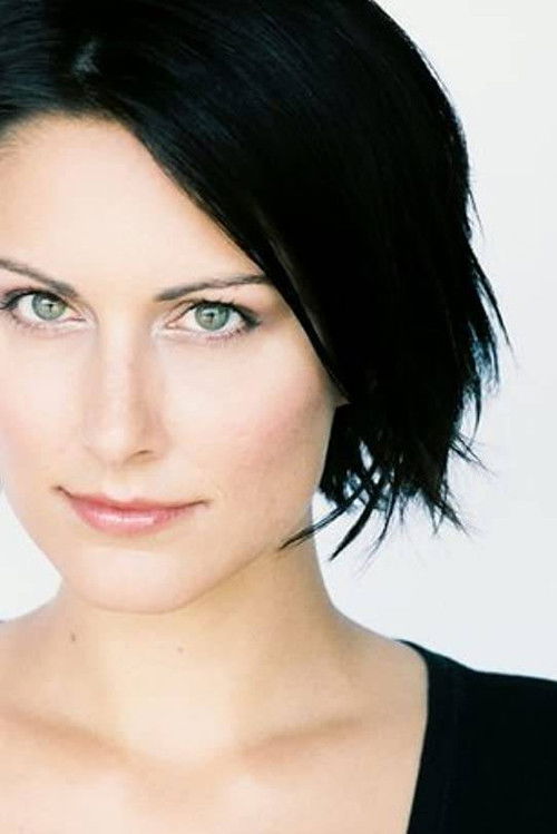 Chenoa Mason as Holly