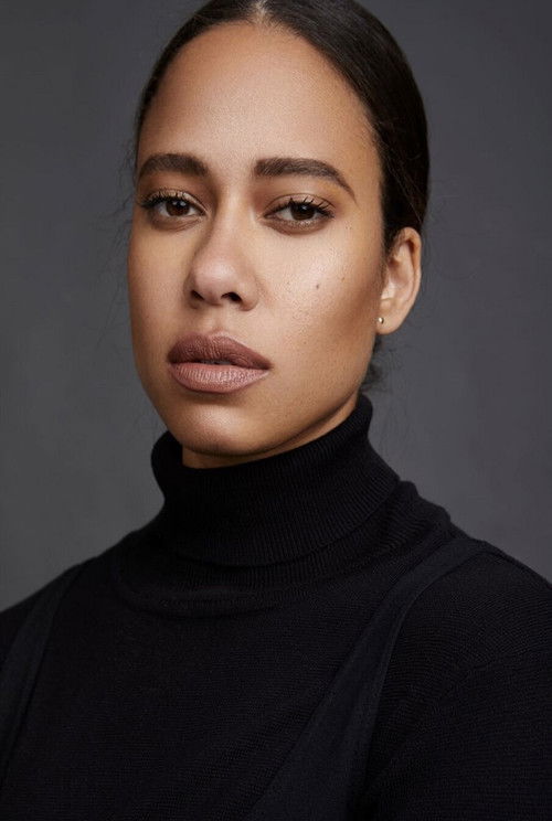 Taciane Santos as Haydee