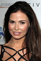 Ali Costello as Mindy