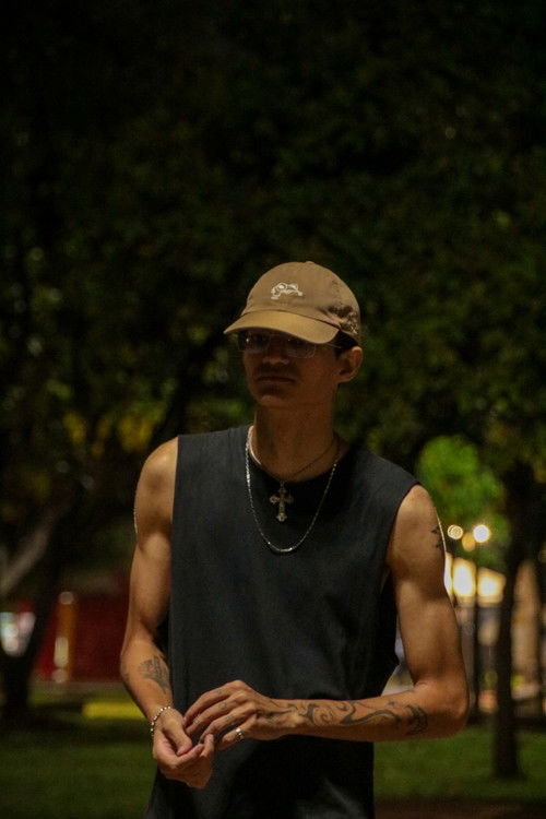 Kadu Oliveira as Self