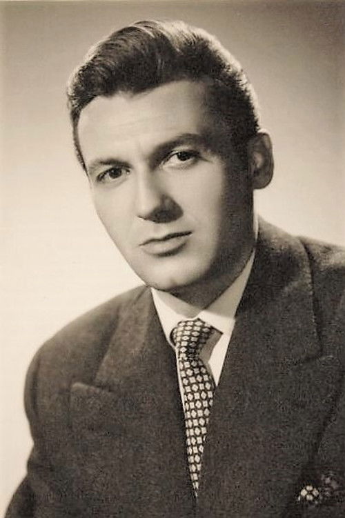 Manuel Monroy as Pablo Medina