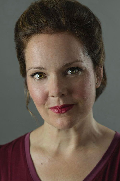 Rivkah Raven Wood as Sarah Johnson