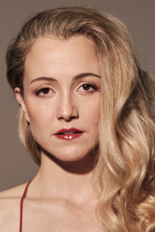 Irene Santos Bartrons as Dama del Lago