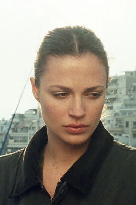 Ana Dimitrijevic as Άννα