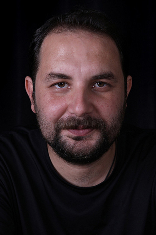 Oğuz Öztaş as 