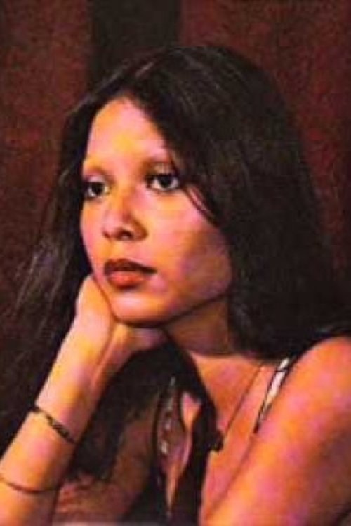 Noor Kumalasari as Mona