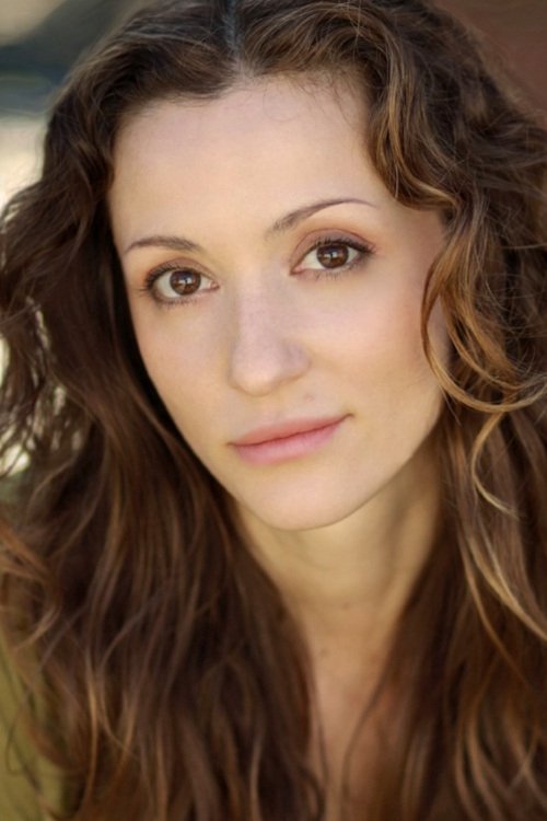 Eleonora Barna as New Mom