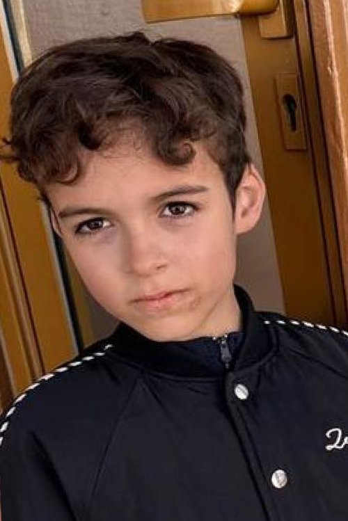 Lucas Allermann as Young James Hook