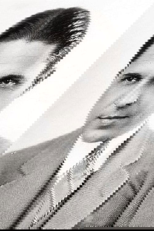 Malcolm McGregor as Fogarty