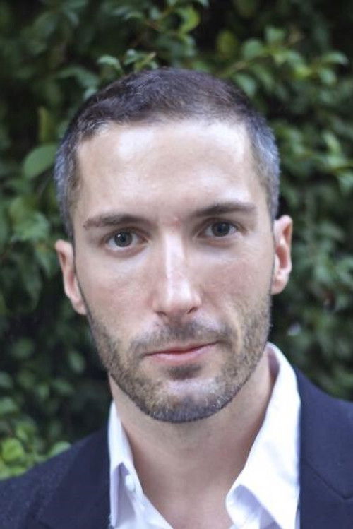 Jett Dunlap as Jon Kamper