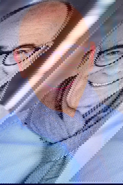 Peter Fischli as Registrar