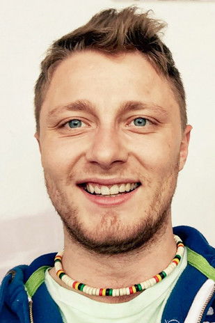 Oldřich Hajlich as Tony