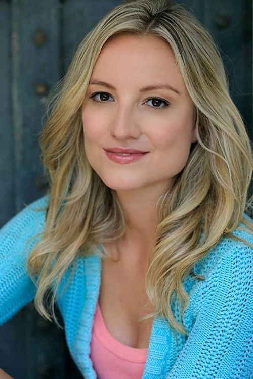 Vanessa Eichholz as Chantal