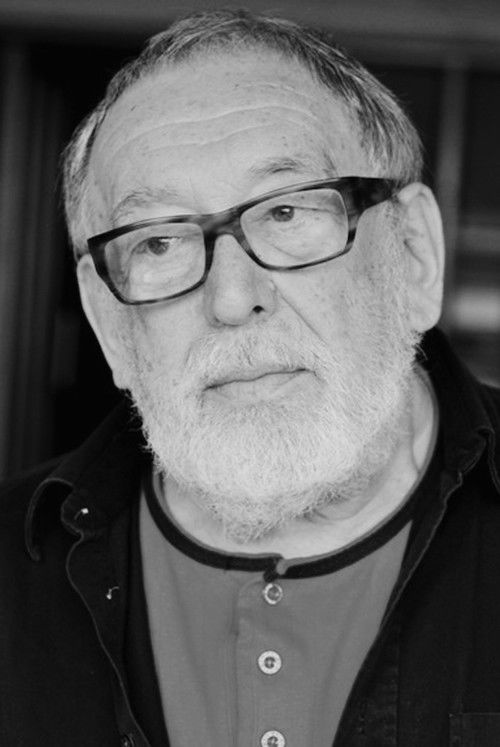 Slava Chaplin as Yard keeper