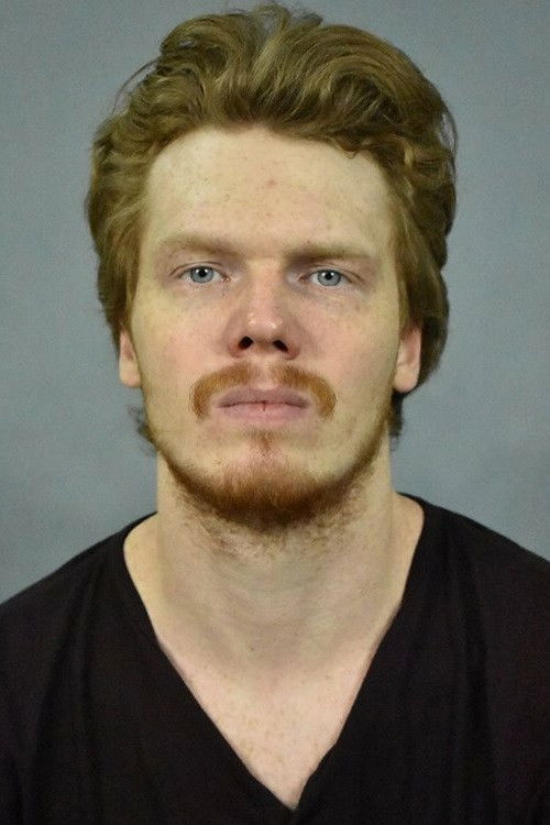 Igor Morozov as Roman