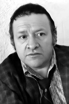 Joaquín García Vargas as Box-office Attendant