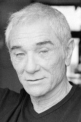 Claude Faraldo as Aslanian