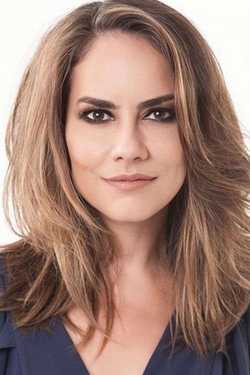 Adriana Prado as Linda