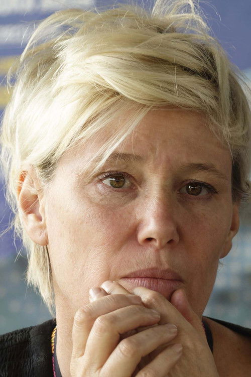 Maïtena Biraben as Self - Guest